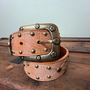 ariat belt bronze buckle and studs twinrivers color sandstorm size 34 New 2007